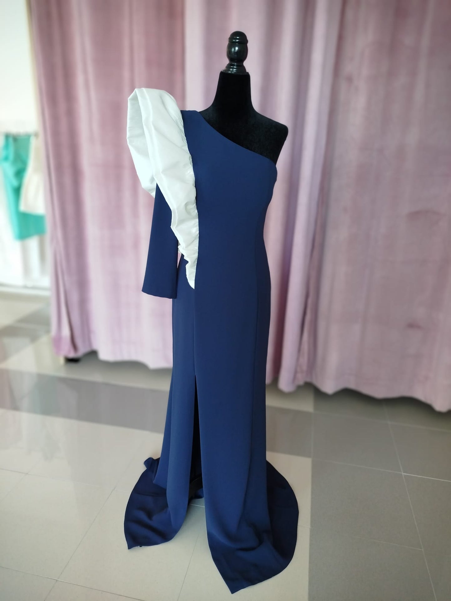 VESTIDO VOLANTE AZUL